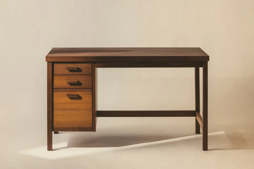 #33 Desk