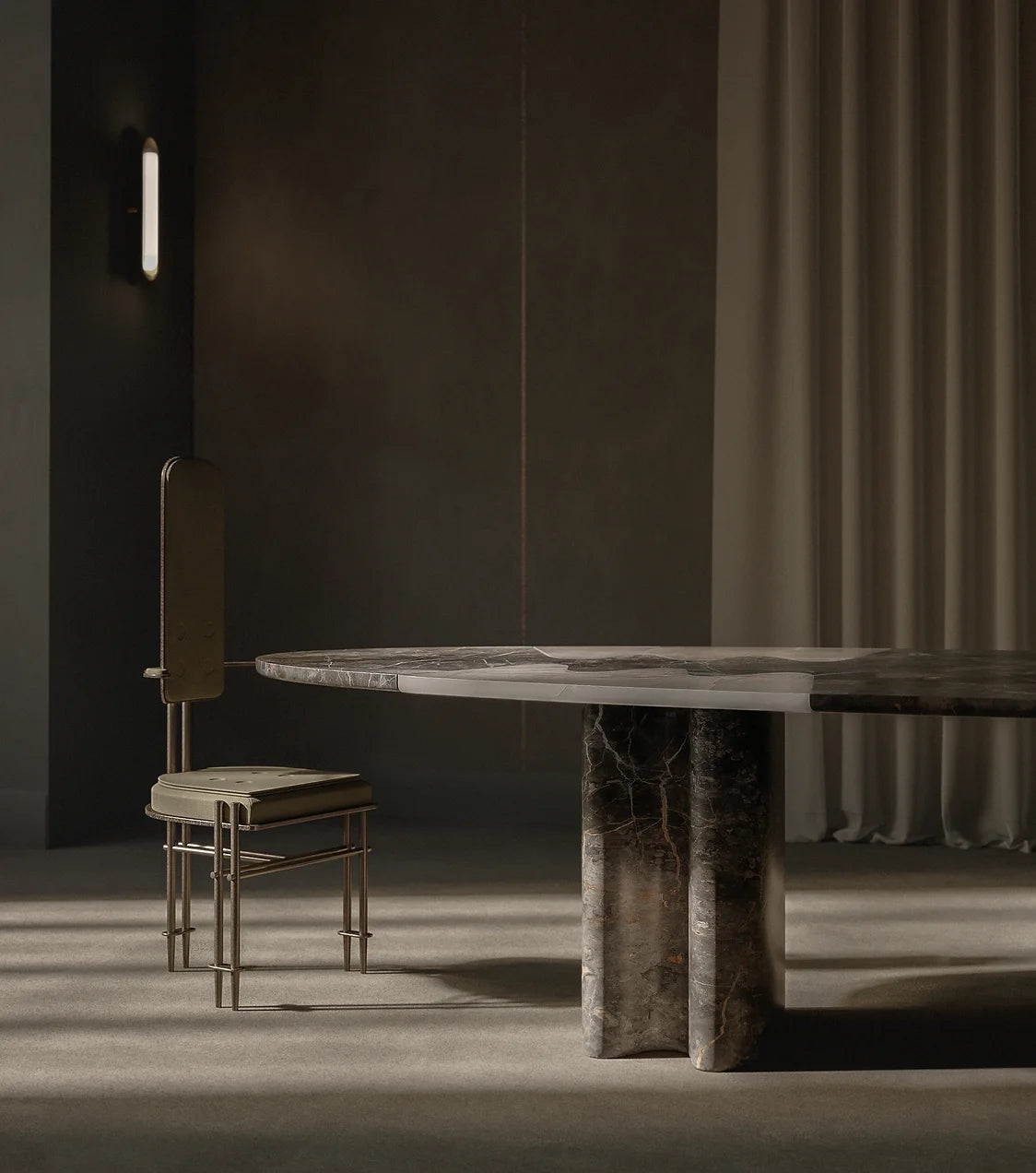 Lavanche 6-Person Table