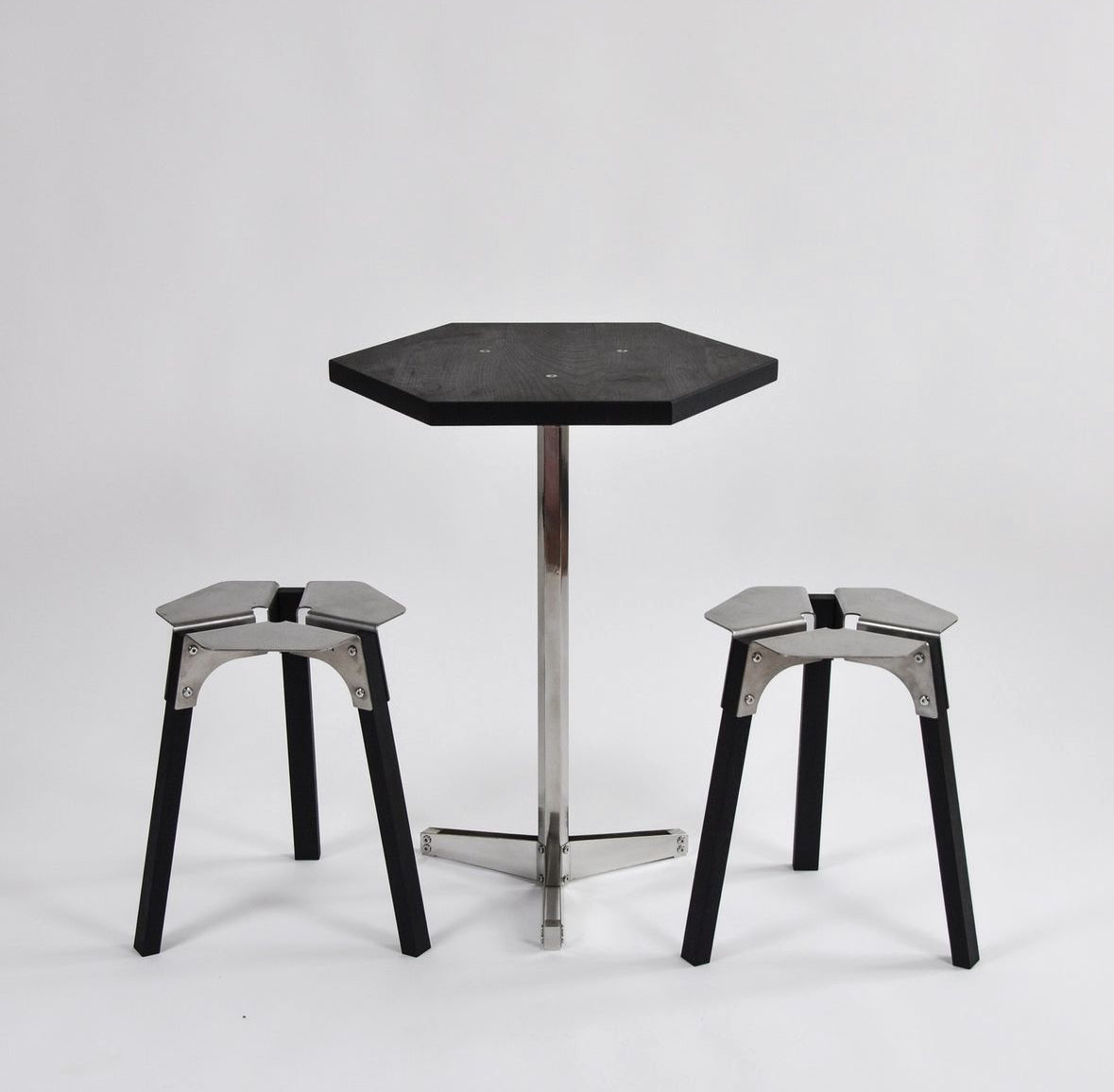 HEX 600 Pedestal Table